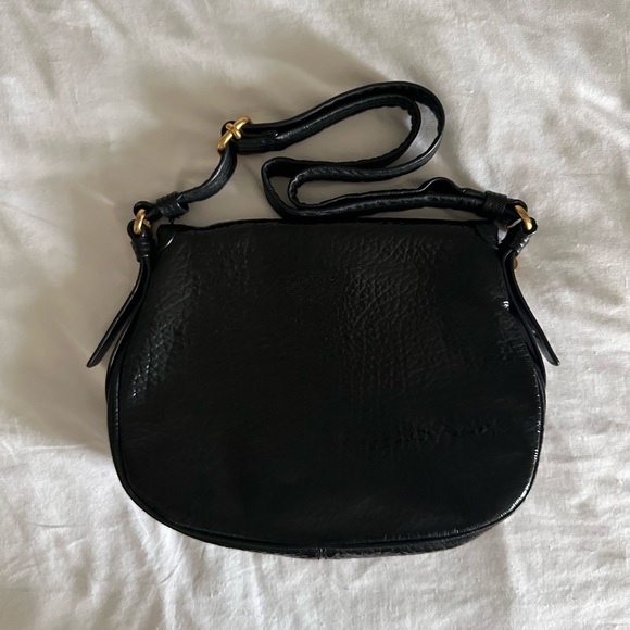 Marc by Marc Jacobs — Black patent leather reptile embossed saddle bag - Picture 3 of 4